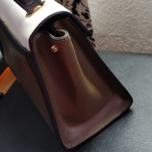 Michael Kors Crossbody Hand Bag.               💚💚 Colorblock 💚💚 - Picture 8 of 9